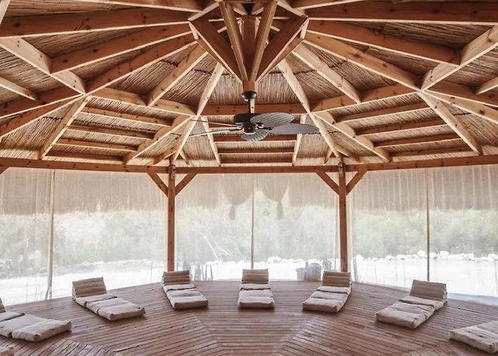 Gaia Temple Of Silence Отель